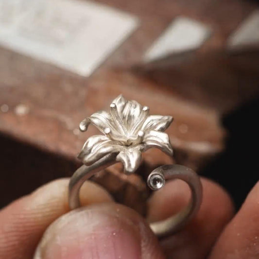 LILY |  Handmade Engagement Ring